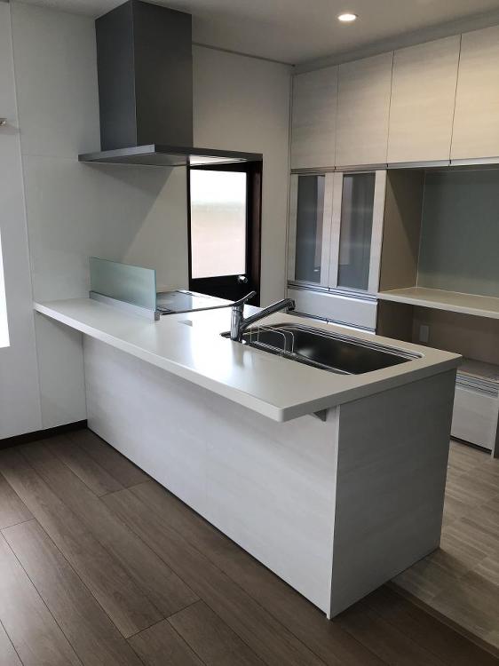 キッチン/台所リフォーム│アイランドキッチンへリフォーム。使いやすい空...