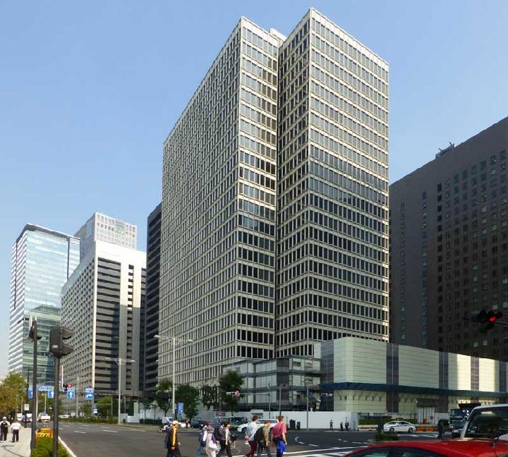 人知れず2m縮んだ東京・大手町の超高層 | 日経クロステック（xTEC...