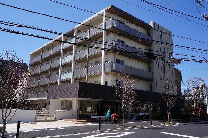 築50年超の団地を高齢者が安心の住宅に建て替え | 日経クロステック（...