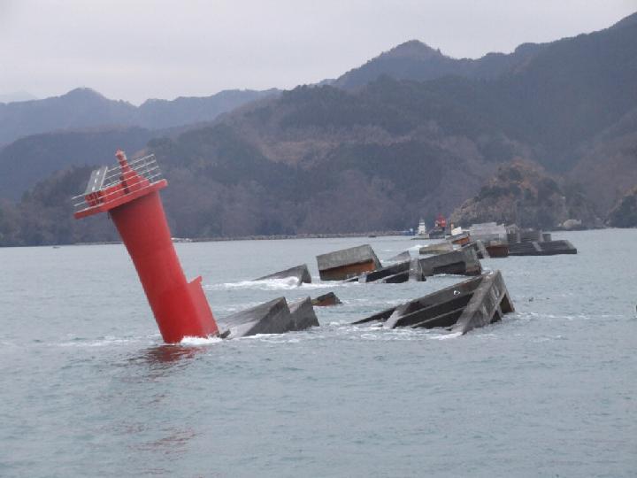 釜石港湾口防波堤の災害復旧でハイブリッドケーソン製作工事を受注 | 日...