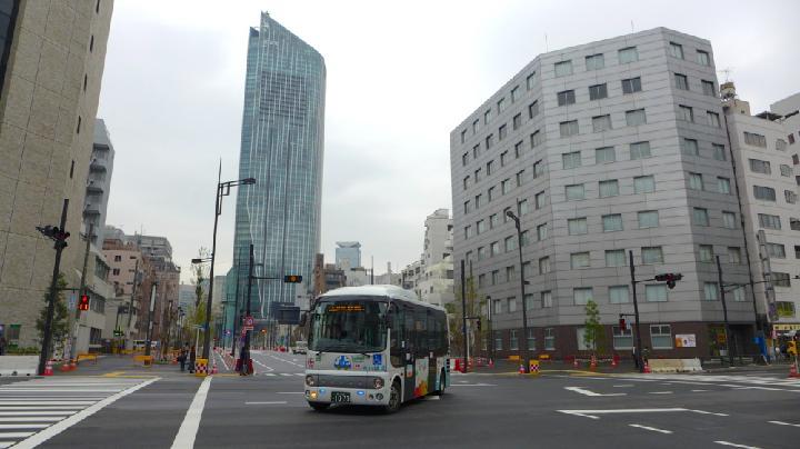 新橋駅を経て臨海部へ、BRTは複数ルートで大輸送 | 日経クロステック...