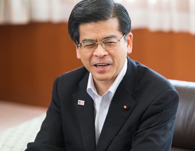 「革新技術に1700以上のニーズ」石井国交相 | 日経クロステック（x...