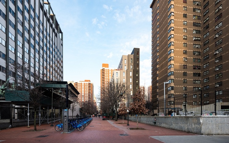 ニューヨークに極小ユニットの集合住宅 | 日経クロステック（xTECH...