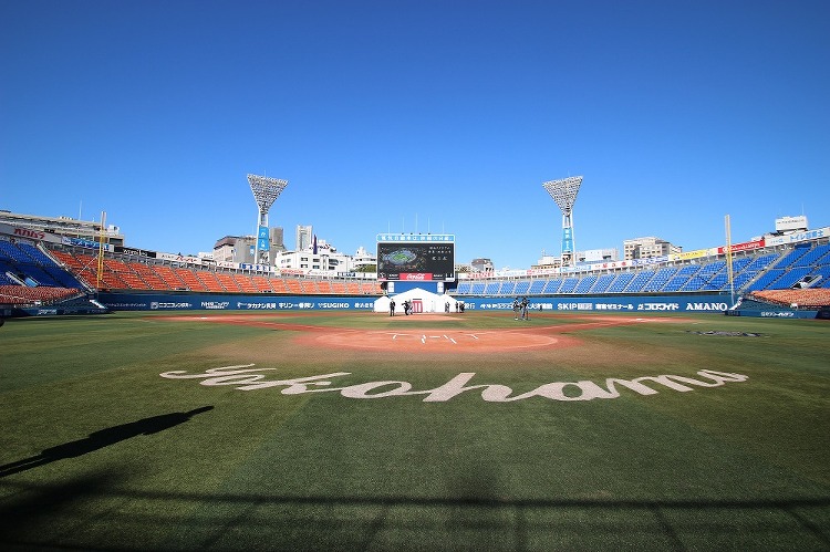ハマスタ改修で起工式、五輪向け6000席増 | 日経クロステック（xT...