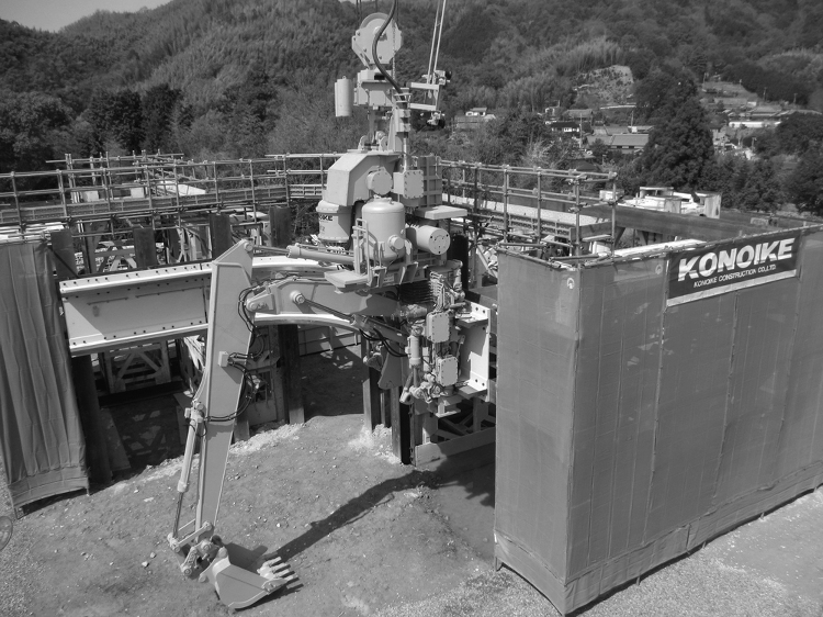 矩形平面も掘れるケーソン用バックホー | 日経クロステック(xTECH...