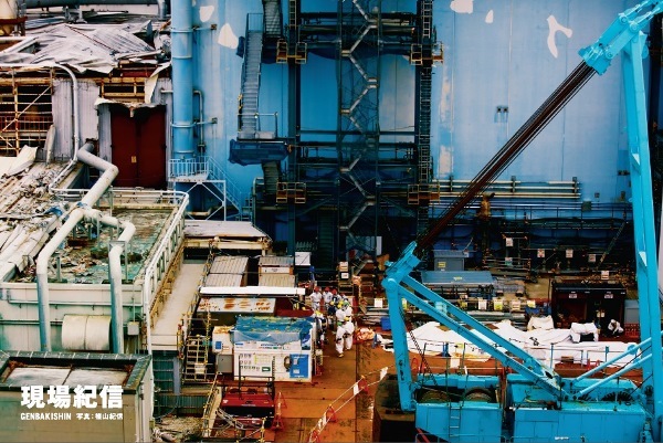 「やっぱり人だよな」篠山紀信が福島第一原発を撮った理由 | 日経クロス...
