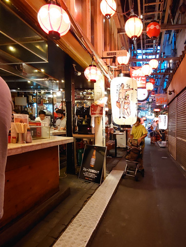 吉祥寺「てっちゃん」隈研吾氏デザインの店舗をレポート | トーキョー建...