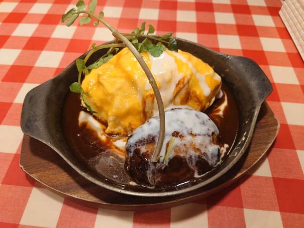 渋谷「ラケル宮益坂店」絶品のオムライス&こだわりの内装をレポート | ...