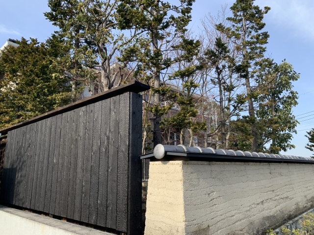 No.246 焼杉塀 焼杉板塀 焼杉の塀 ウッドフェンス 横浜の造園、...