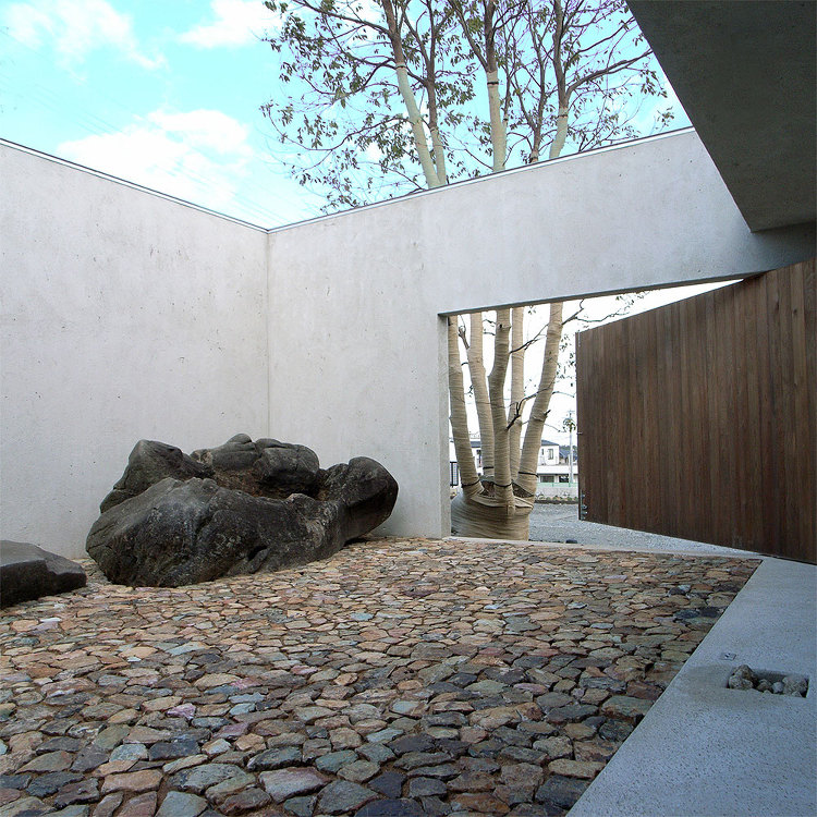 魅力ある中庭のある家づくり・ポイント・13｜水谷嘉信建築設計事務所｜中...