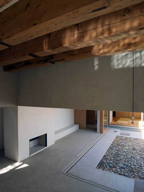 穏やかな時がながれる平屋の空間｜水谷嘉信建築設計事務所｜中庭のある家・...