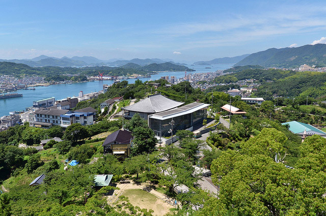 尾道市立美術館/安藤忠雄