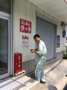 感謝祭ポスター貼り 日の出組ブログ