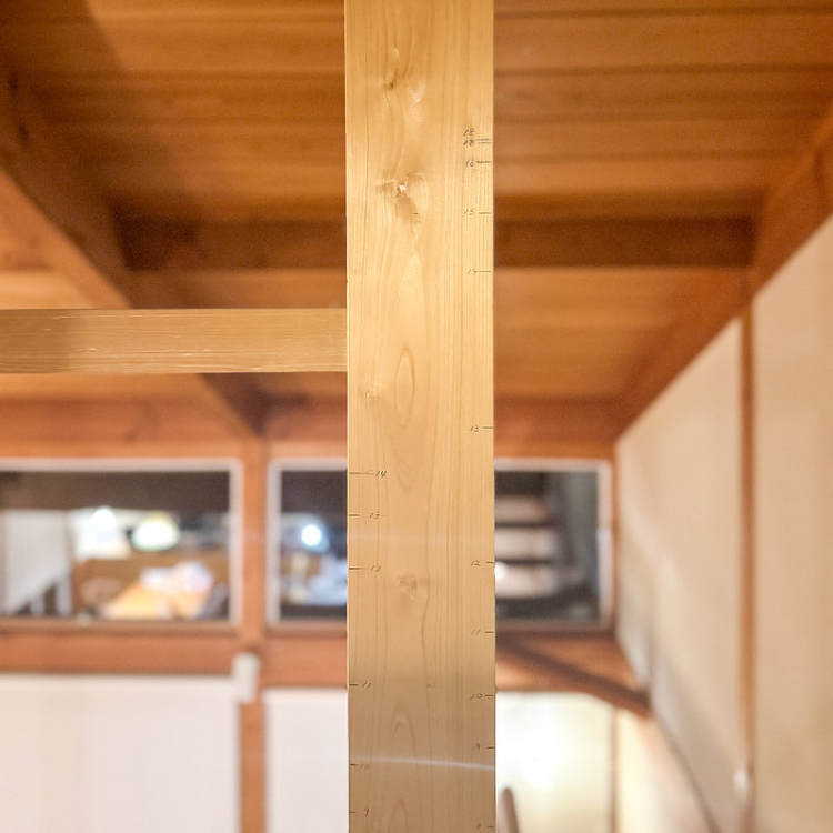 柱のキズ｜設計事務所でつくる自然素材のデザイン住宅 - POTOS D...