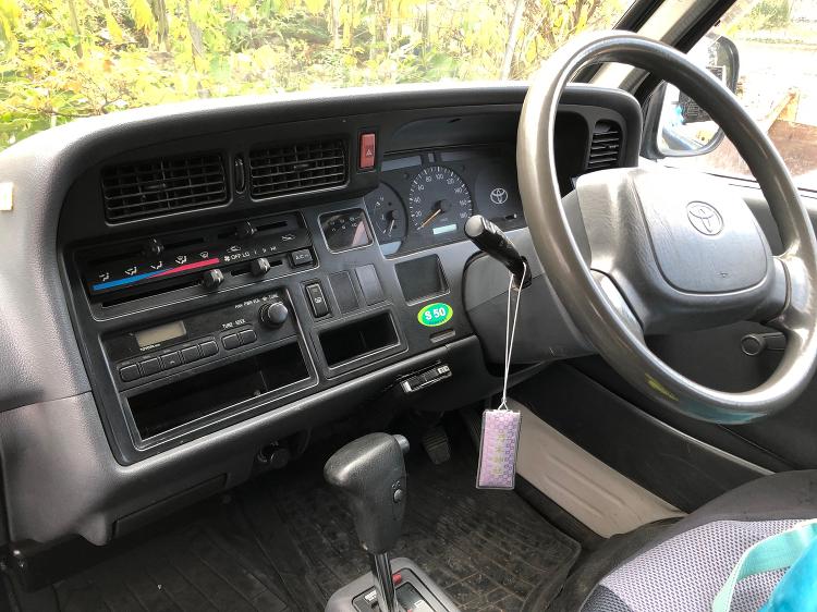 SOLDOUTハイエース売ります。ディーゼル 4WD 平成14年式 車...