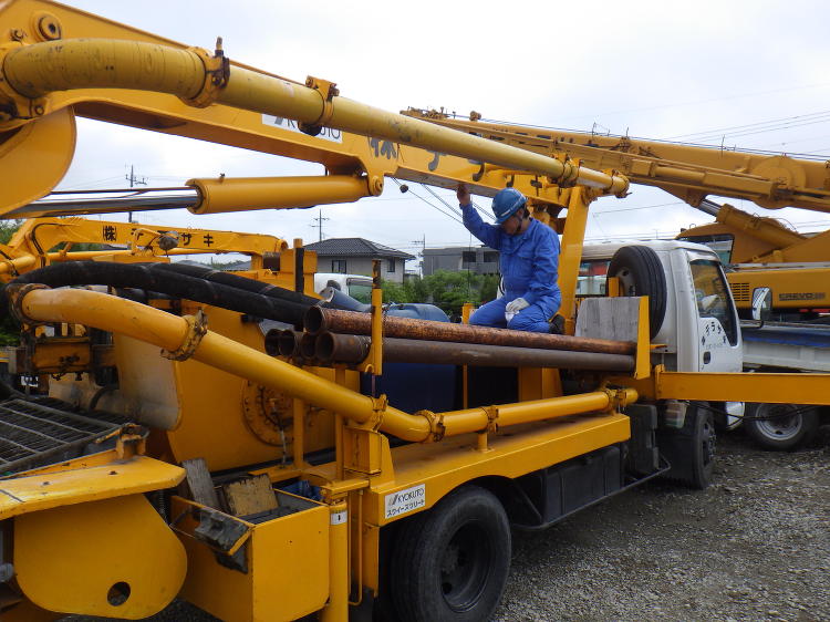 コンクリートポンプ車 超音波探傷検査 UT - 株式会社テラサキ