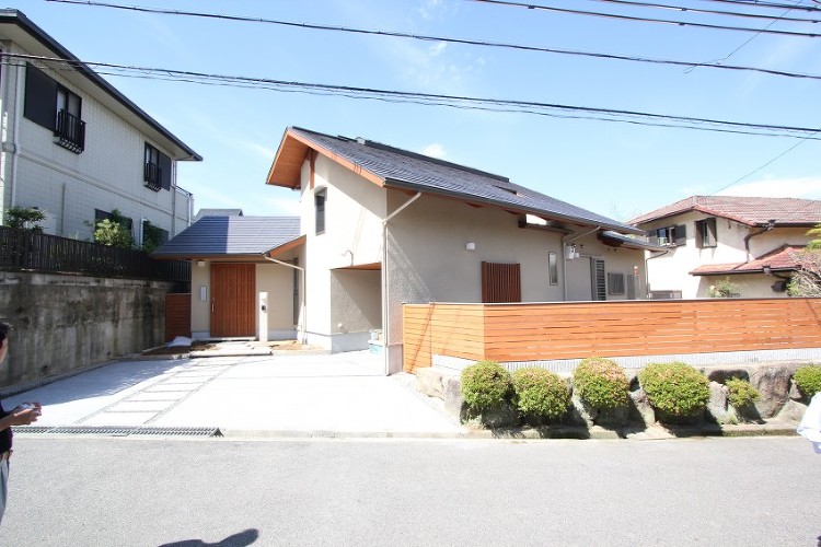 仲間と集い、庭と海を楽しむお家 記事一覧 | 大阪の注文住宅、木の家の...