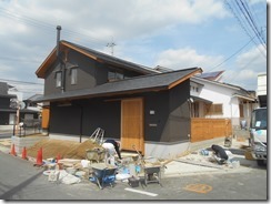 角地に建つ、広々お庭とロフト書斎のあるお家 記事一覧 | 大阪の注文住...