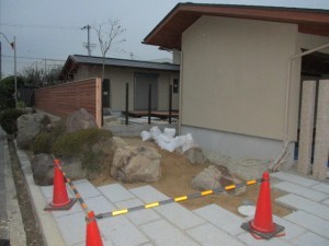 生垣の街並みを残し、地域にとけこむ落ち着いた家 記事一覧 | 大阪の注...
