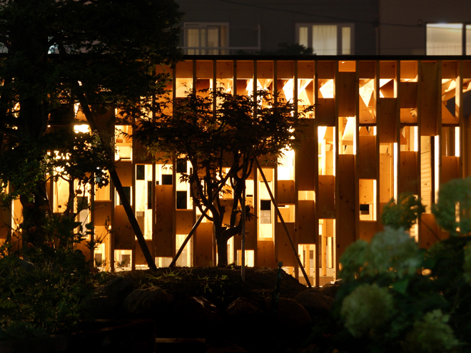 wood shelter| Yoshichika Takagi + A...
