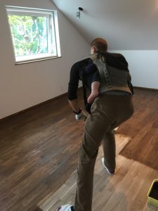 宝塚の家2 DIY床塗装とアプローチの石貼り。 | 堺市の注文住宅なら...