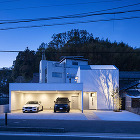 3台駐車可「3つの庭を持つガレージハウス」 – 笑いがアンサ...